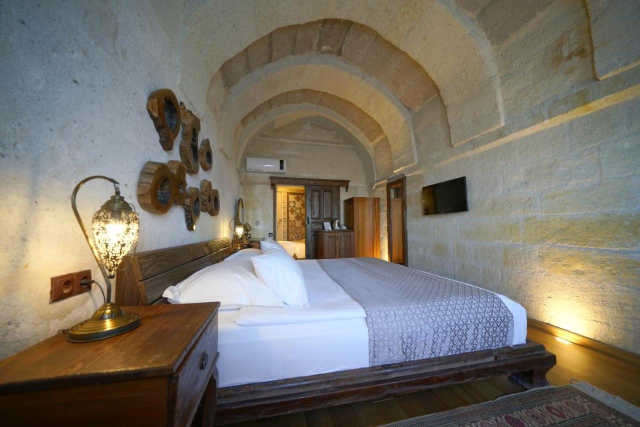 อาย ออฟ คัปปาโดเจียเคฟ โฮเต็ล Hotel อุตชิซาร์ ภายนอก รูปภาพ