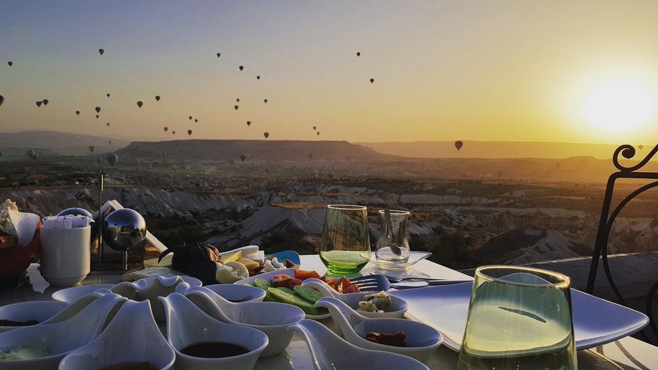 อาย ออฟ คัปปาโดเจียเคฟ โฮเต็ล Hotel อุตชิซาร์ ภายนอก รูปภาพ